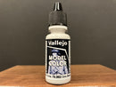 Model Color New Formula - 模型色彩 新配方 - 基本色, 灰階漸變, 墨水 & 金屬色 (No. 101 - 204) 18 ml